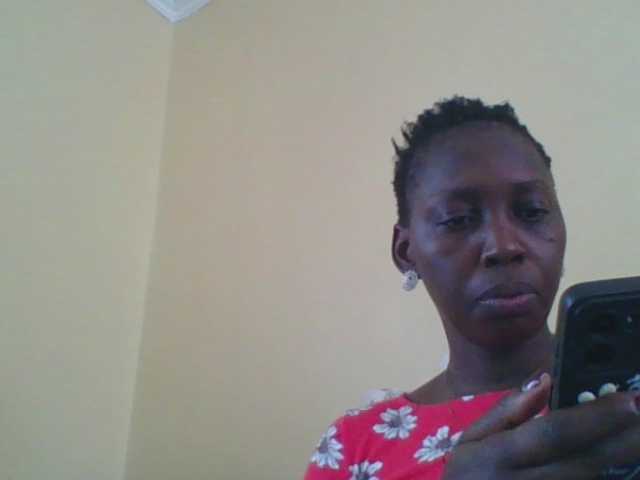 Live sex webcam photo for Dizzydose1 #292021336