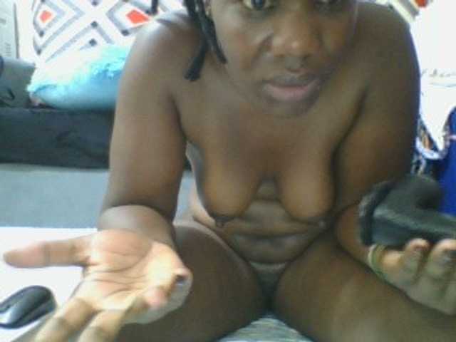 Live sex webcam photo for Dizzylaughter #275724050