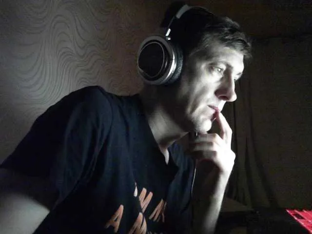 Live sex webcam photo for Djpilot #277771331
