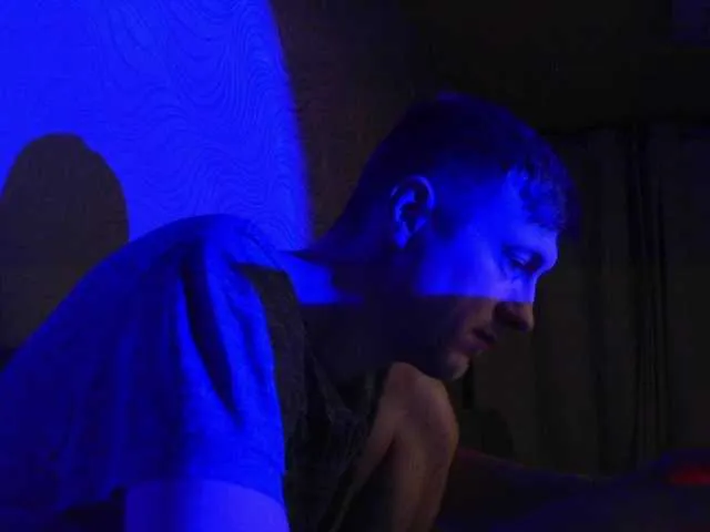 Live sex webcam photo for Djpilot #290632398