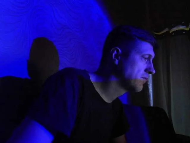 Live sex webcam photo for Djpilot #290635718
