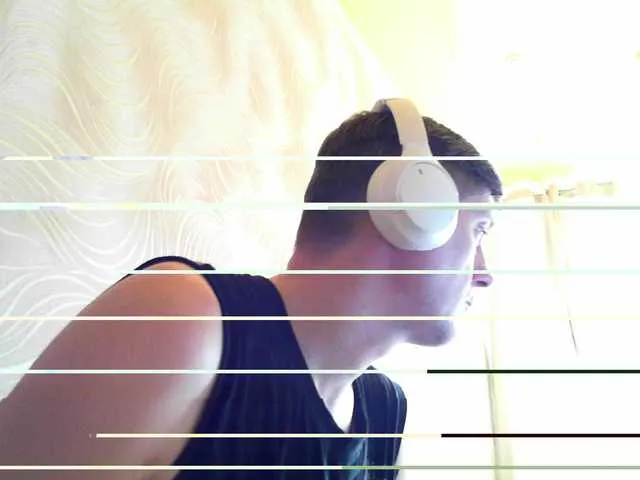 Live sex webcam photo for Djpilot #290866954