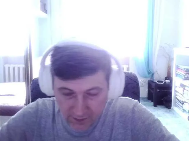 Live sex webcam photo for Djpilot #290928916