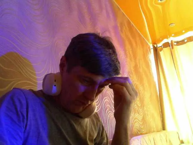 Live sex webcam photo for Djpilot #290975651
