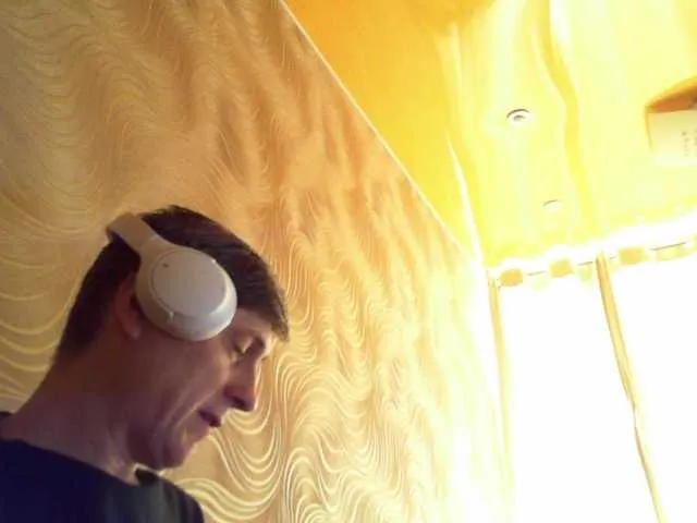 Live sex webcam photo for Djpilot #291110040
