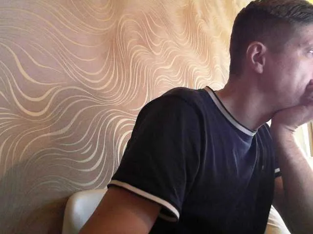 Live sex webcam photo for Djpilot #291593666