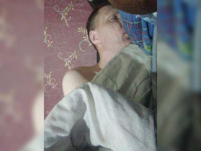 Live sex webcam photo for Dmitri43 #276669984