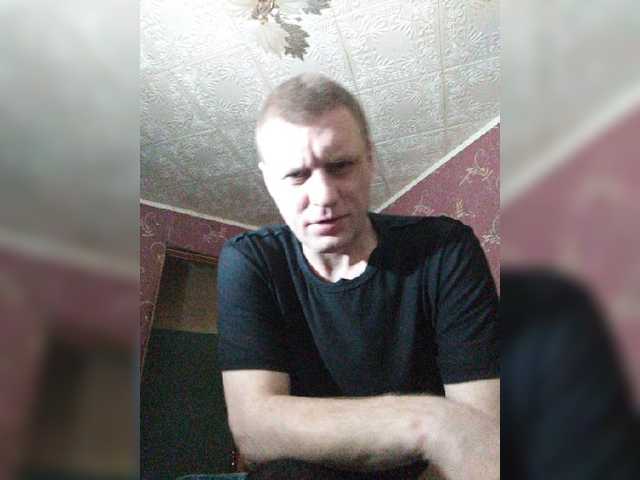 Live sex webcam photo for Dmitri43 #277135723