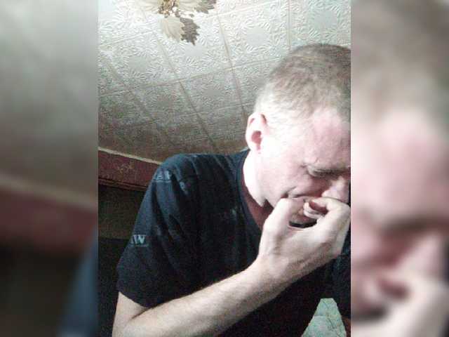 Live sex webcam photo for Dmitri43 #277921135