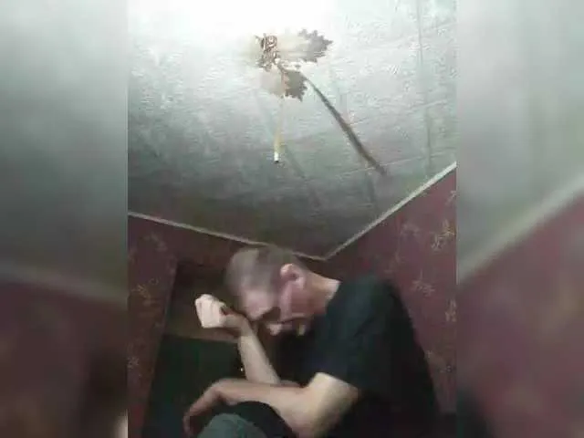 Live sex webcam photo for Dmitri43 #288543355