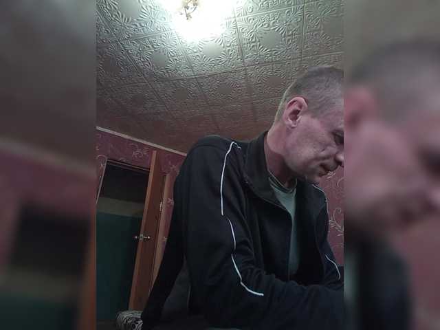 Live sex webcam photo for Dmitri43 #292213566