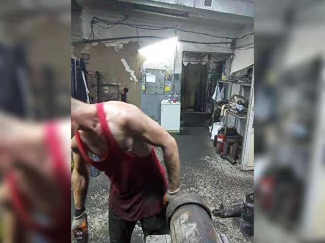 Live sex webcam photo for Dmitry3024 #278280104