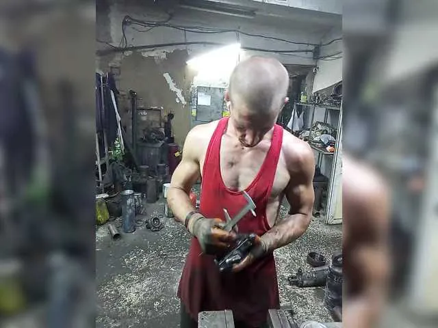 Live sex webcam photo for Dmitry3024 #278284785