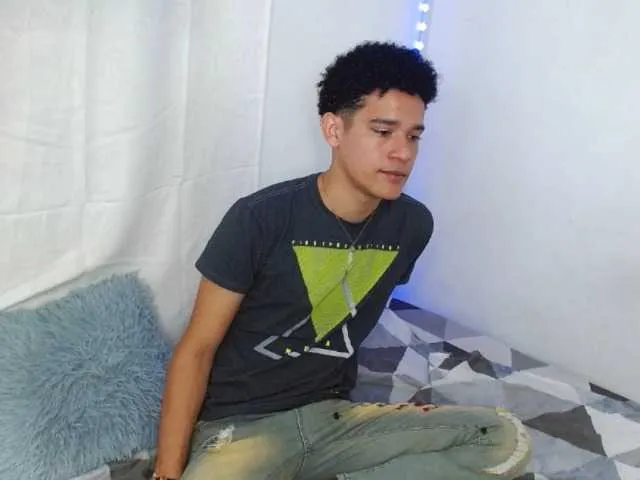 Live sex webcam photo for DmitrySafe #276472226