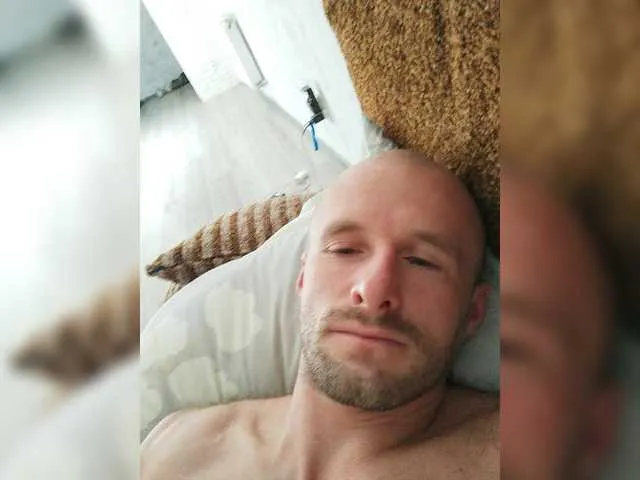 Live sex webcam photo for DoctorRamsey #274361997