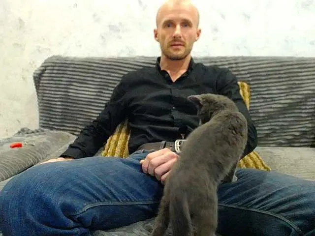 Live sex webcam photo for DoctorRamsey #277335054