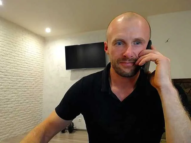 Live sex webcam photo for DoctorRamsey #277463189