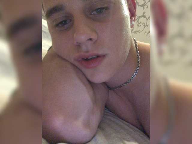 Live sex webcam photo for Docv3233232 #274033848