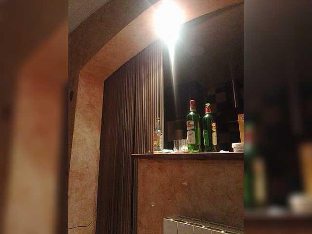 Live sex webcam photo for Doggysx #276749071