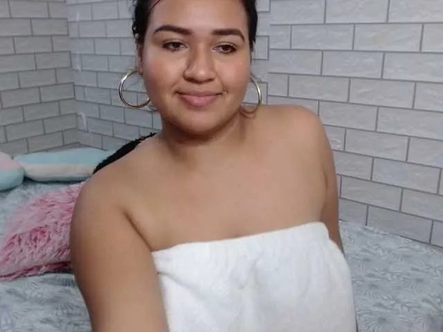 Live sex webcam photo for Doja-deluxe #272004656