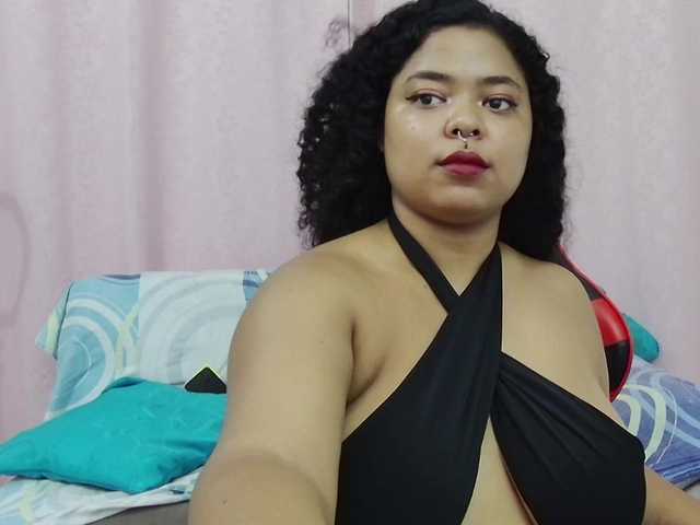 Live sex webcam photo for DojaPath- #276110503