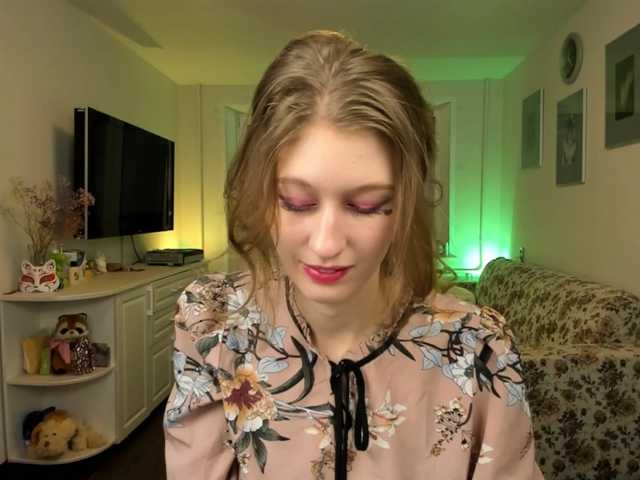 Live sex webcam photo for DolceCat #276620008