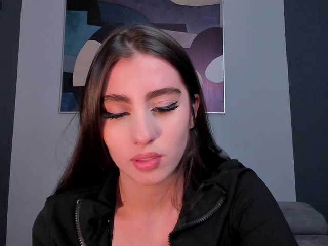 Live sex webcam photo for DolcieElliot #290483990