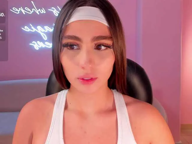 Live sex webcam photo for DolcieElliot #290555406