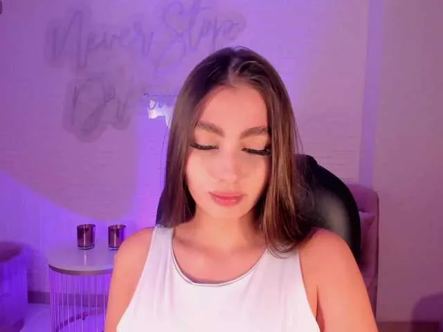 Live sex webcam photo for DolcieElliot #290621145