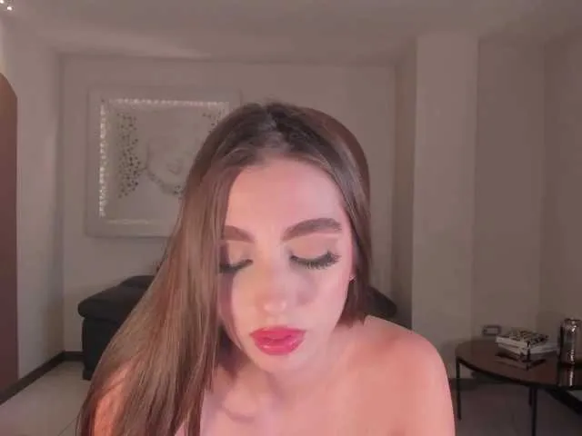 Live sex webcam photo for DolcieElliot #291054855