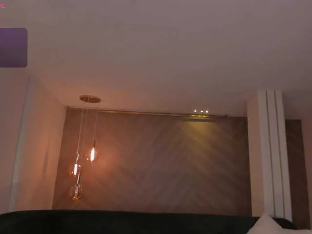 Live sex webcam photo for DolcieElliot #291451630