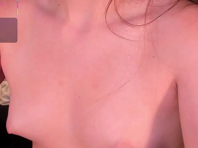 Live sex webcam photo for DolcieElliot #291462737