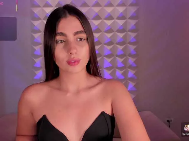 Live sex webcam photo for DolcieElliot #291496350