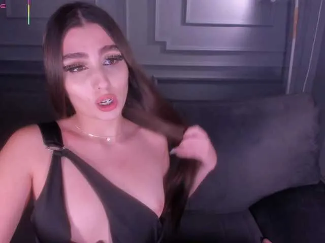 Live sex webcam photo for DolcieElliot #291736804