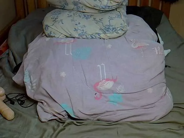 Live sex webcam photo for Dollarquench #290886964