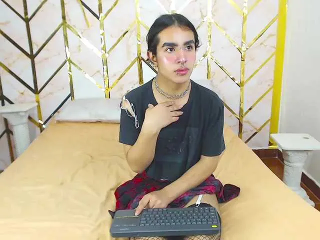 Live sex webcam photo for Dollfbaby23 #274052750