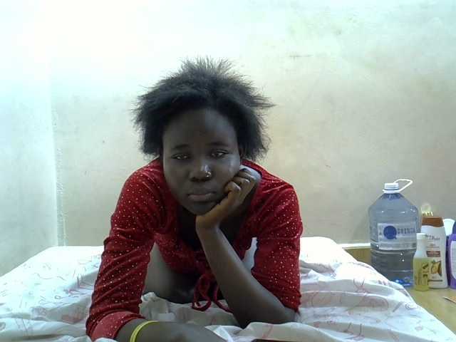 Live sex webcam photo for DollyCam #276036811