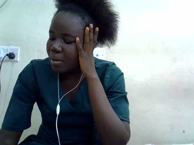 Live sex webcam photo for DollyCam #276094410