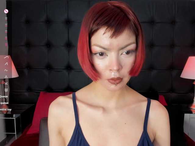 Live sex webcam photo for DollyConnor #291897020