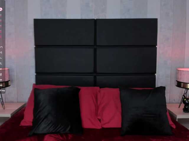 Live sex webcam photo for DollyConnor #292412474