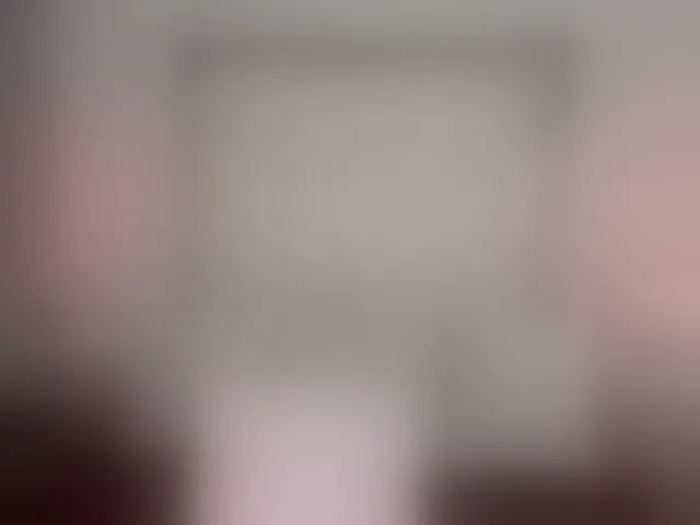 Live sex webcam photo for DollyConnor #292925409