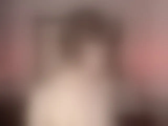 Live sex webcam photo for DollyConnor #293566431