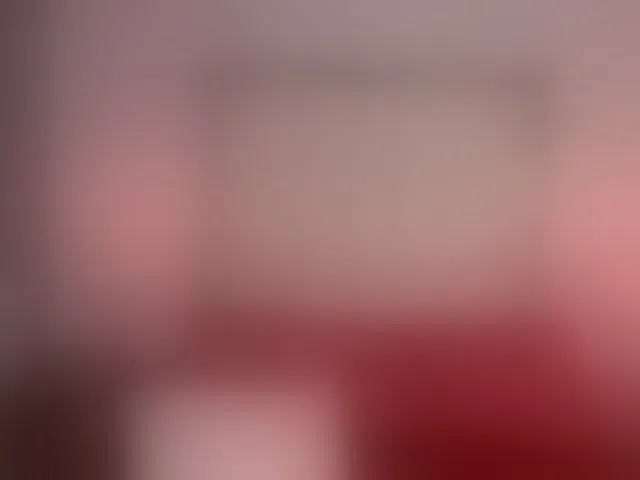 Live sex webcam photo for DollyConnor #294235176