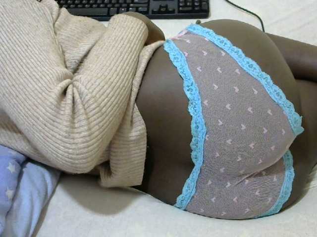 Live sex webcam photo for DollyJoy11 #276713565