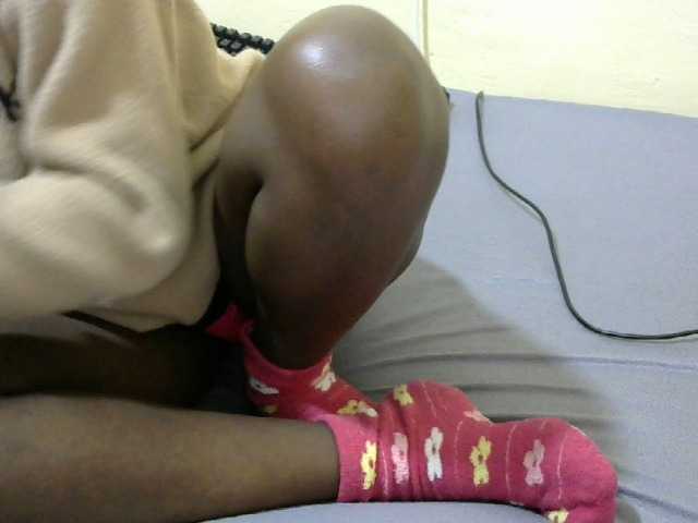 Live sex webcam photo for DollyJoy11 #277186320