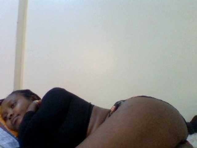 Live sex webcam photo for Dollydee #277932936