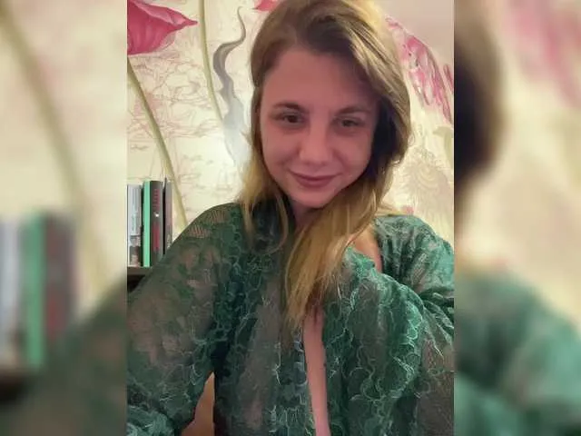 Live sex webcam photo for Dollye #292198791