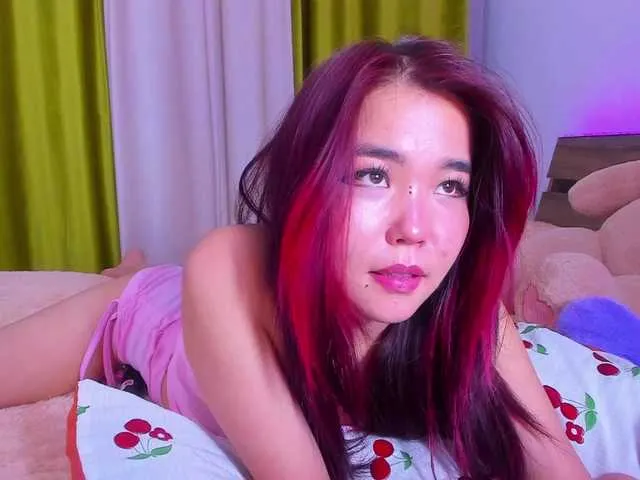 Live sex webcam photo for Dollyiaa #291709503