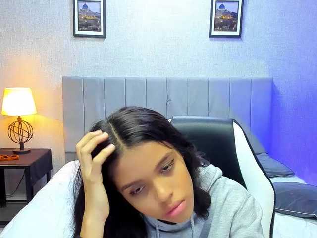 Live sex webcam photo for DomAndRose #275483974