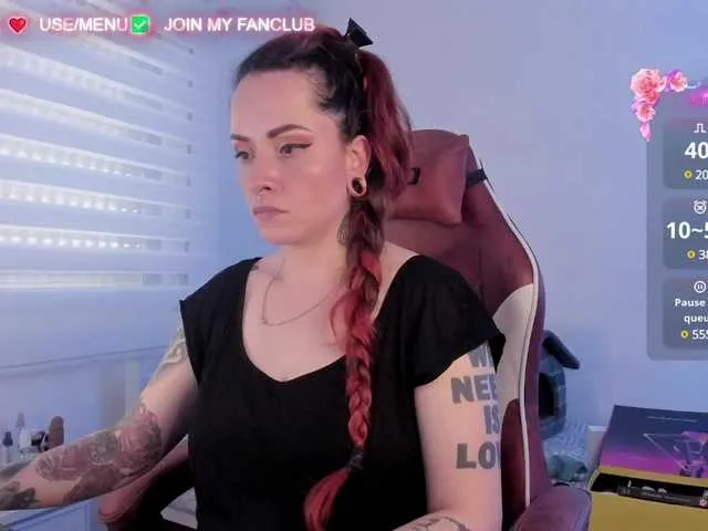 Live sex webcam photo for DominaDeivis #290607142